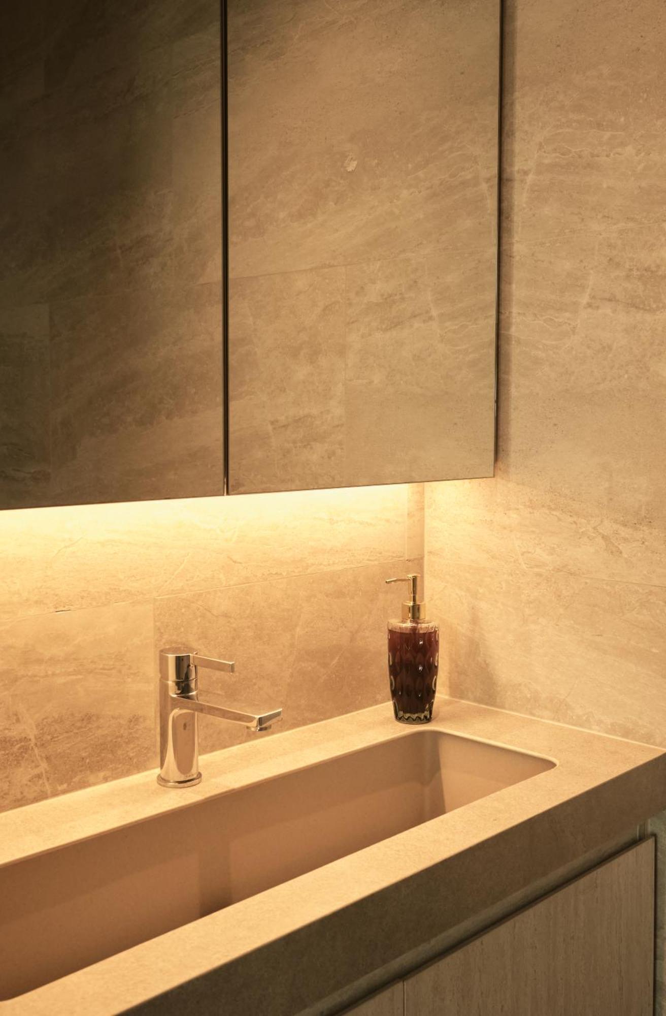 The Soul Series, High Floor, Rooftop Pool Apartment *